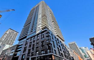 1-bedroom apartment in Blue Jays Way for C$867,000