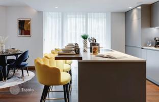 Three-bedroom apartment with beautiful views in a residence with gardens, Paddington, London, UK for £2,159,000