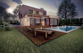 Modern villas with mountain and forest views in Tarragona, Catalonia, Spain for 580,000 €
