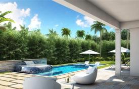 Spacious villa with a backyard, a pool, a terrace and a garage, Fort Lauderdale, USA for $2,865,000