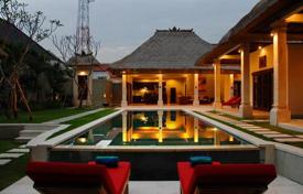Spacious villa with a large garden and a swimming pool, Seminyak, Bali, Indonesia for 2,700 € per week