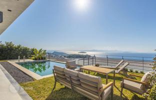 4-bedroom villa 319 m² in Gümüşlük for 54,478,000 TRY